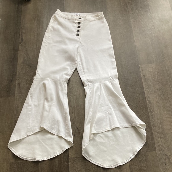 High Waisted Flare Pants - Picture 1 of 4